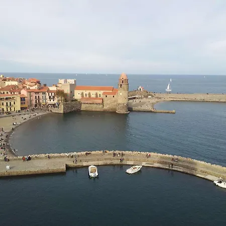 Les Rocs Du Cady Bed & Breakfast