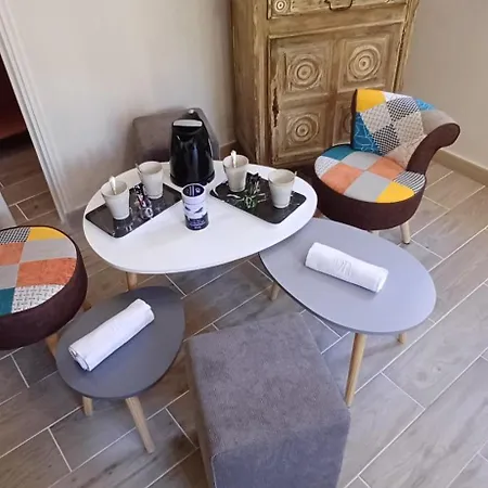 Bed & Breakfast Les Rocs Du Cady *