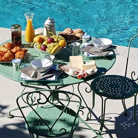Bed & Breakfast Les Rocs Du Cady