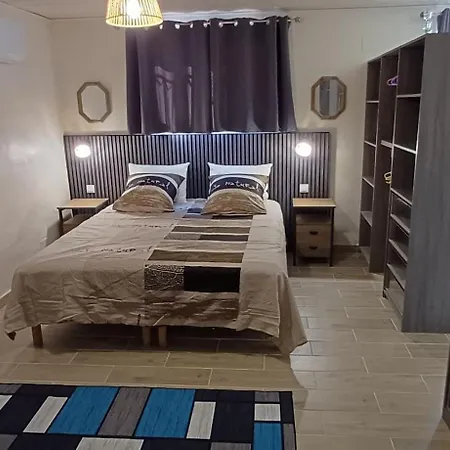 Bed & Breakfast Les Rocs Du Cady