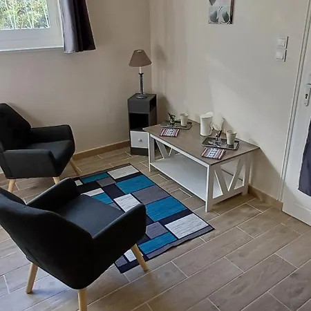 Bed & Breakfast Les Rocs Du Cady 3*