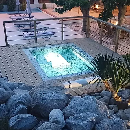 Les Rocs Du Cady Nyaraló